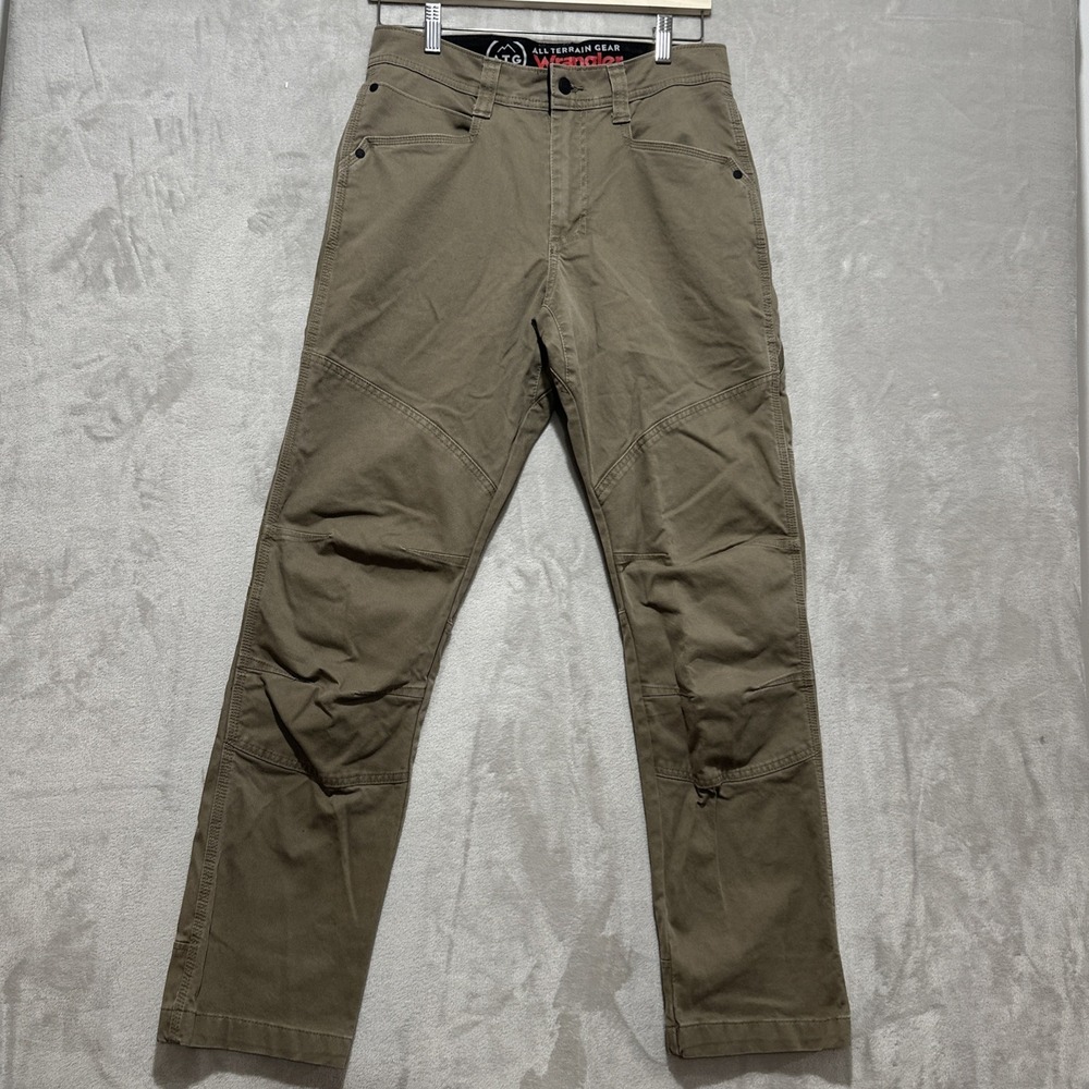 Wrangler ATG Pants‎ Men's 30 Gray Straight Leg Reinforced Knees Utility Pockets
